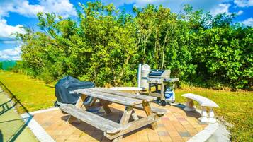 Condo (Bonita Beach Club #118) | Property grounds