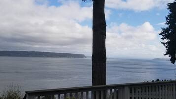 House, Multiple Beds (270 - Cascade View Haven) | Balcony