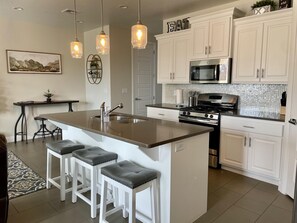 House, Multiple Beds (Sunny Ledgeview Retreat) | Private kitchen | Fridge, microwave, electric kettle, toaster