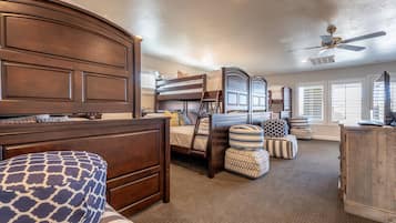 Townhome, Multiple Beds (Southern Hills Escape) | 4 bedrooms, iron/ironing board, free WiFi, bed sheets