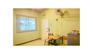 Economy Room | 1 bedroom, premium bedding, free minibar, desk