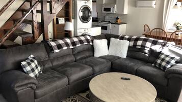 Smart TV, fireplace, video games