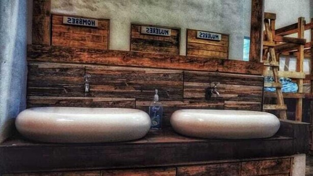Shower, towels - La Aldea (Playa del Carmen)