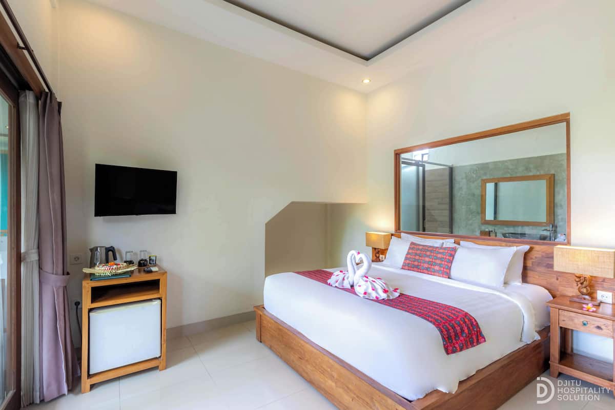 Habitació doble superior, vistes al jardí | Escriptori, wifi gratuïta i roba de llit