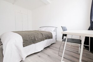 3 bedrooms - MINIMAL rooms in Brick Lane/Shoreditch - ZONE1 (London)
