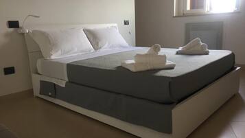 1 camera, ferro/asse da stiro, Wi-Fi, lenzuola