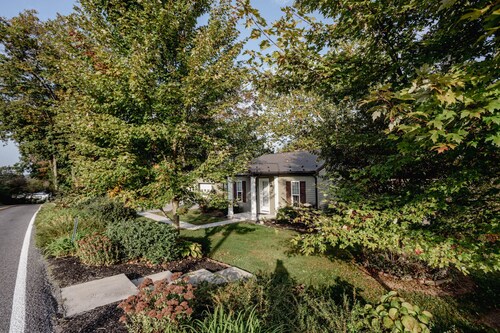 Creekside Cottage, A beautiful Pennsylvania retreat. 