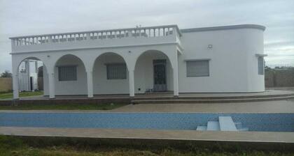 Villa mit Pool auf 3500m² in der Nähe von Mazagan und Royal Golf
