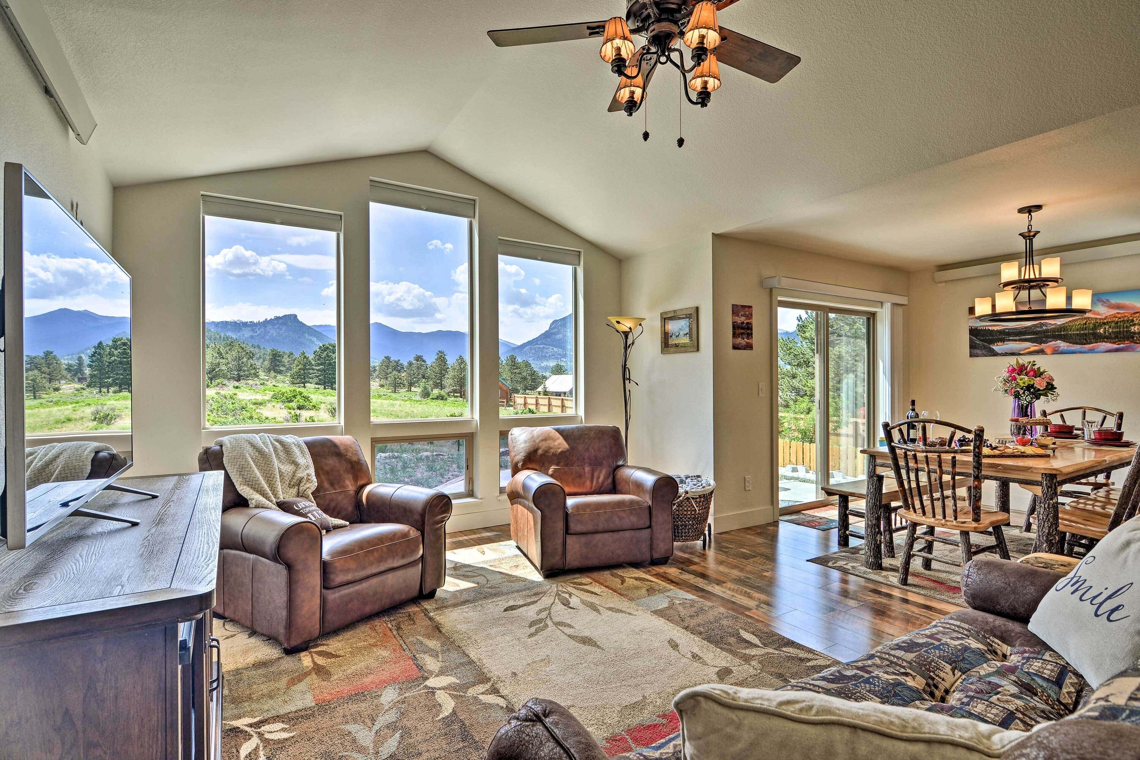 Estes Park Mountain-View Retreat: 3 Miles to RMNP!