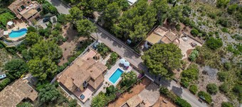 Fantastic villa with pool in Betlem