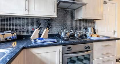 Executive St Marys House - Lovely Four bed townhouse