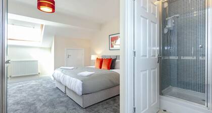 Executive St Marys House - Lovely Four bed townhouse