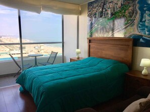 2 chambres, fer et planche Ă repasser, Wi-Fi, draps fournis