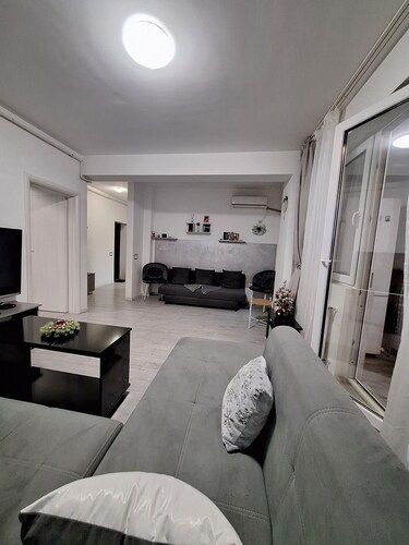 Daniel Residence  Tineretului