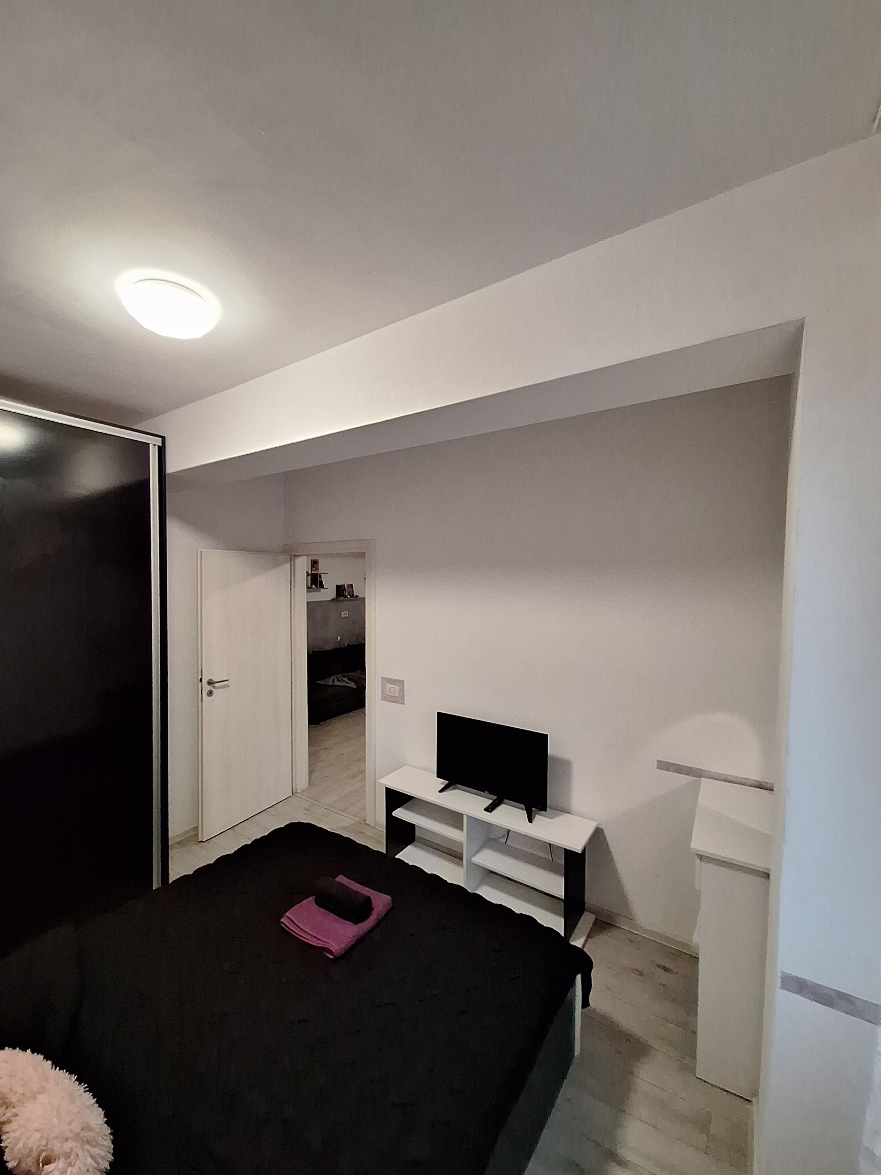 1 chambre, fer et planche à repasser, Wi-Fi gratuit