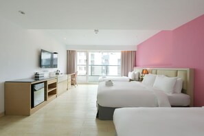 Familiekamer (For five persons) | Donzen dekbedden, individueel gedecoreerd, individueel gemeubileerd