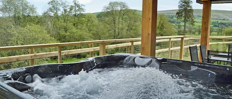 Bain à remous extérieur