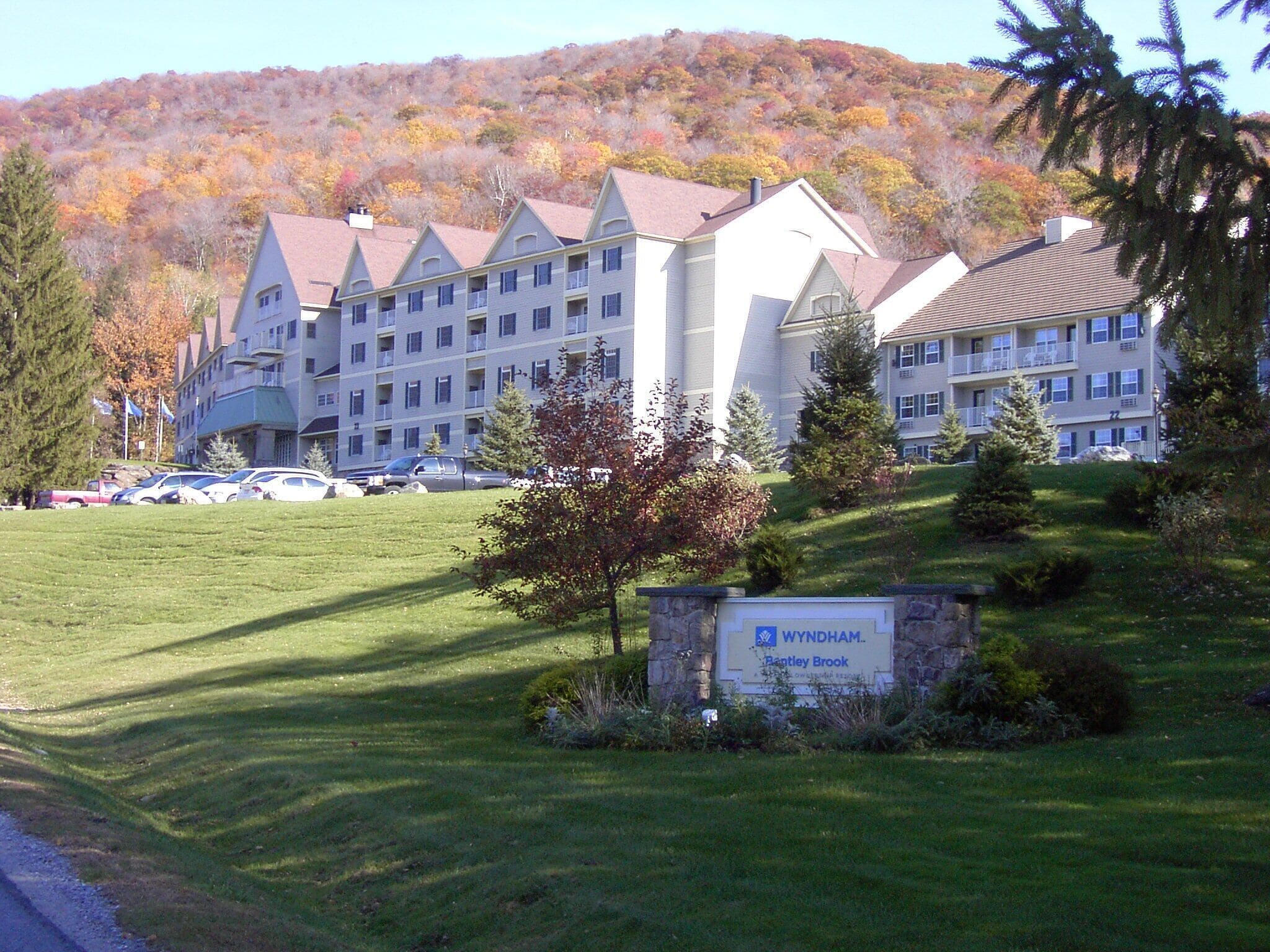 Wyndham Bentley Brook Jiminy Peak ski in/out unit