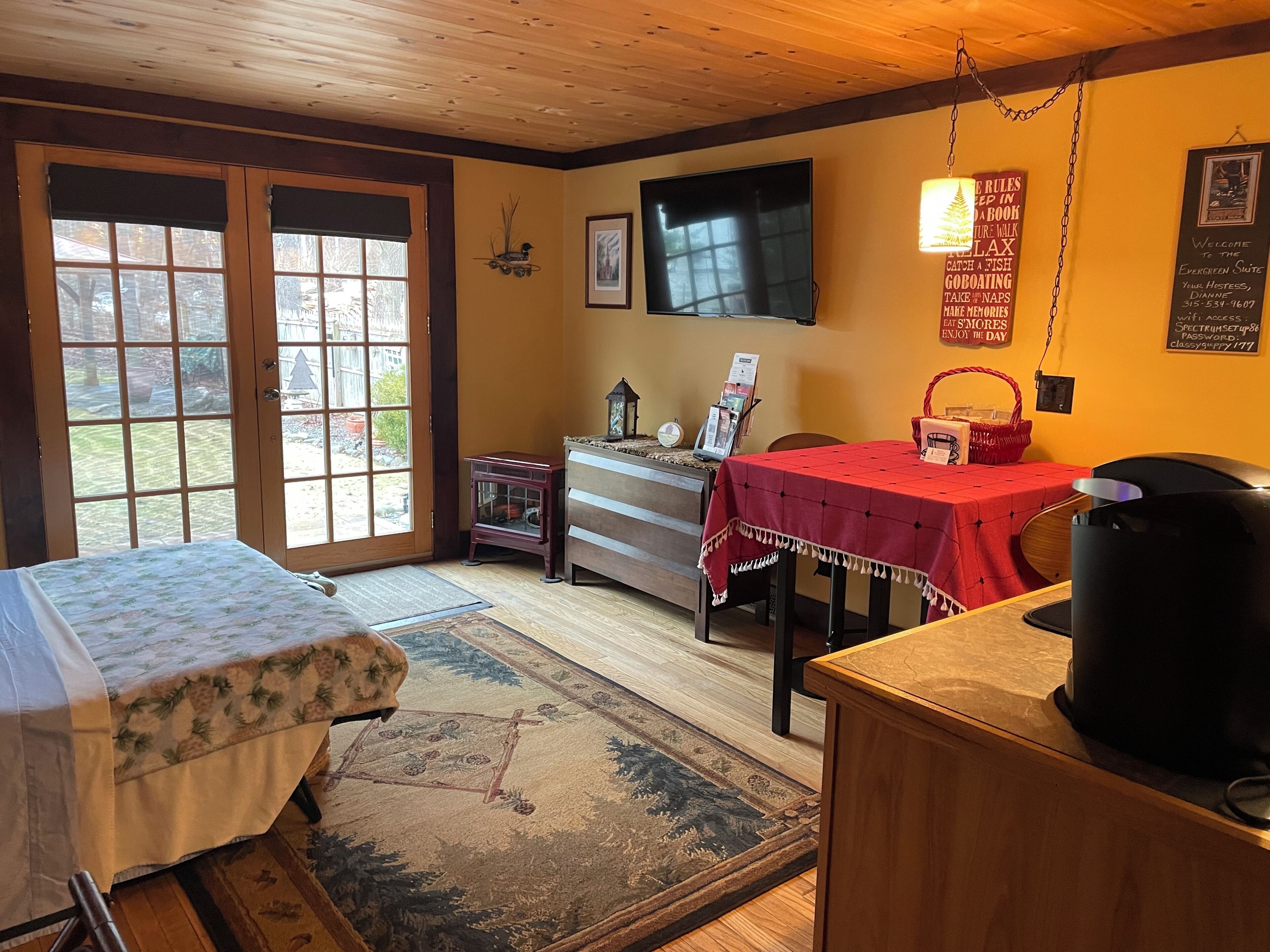 1 bedroom, iron/ironing board, free WiFi, bed sheets