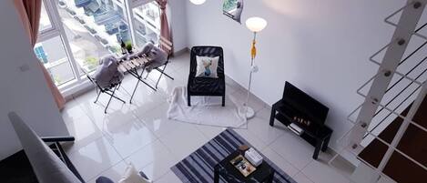 Télévision LED, lecteur de DVD