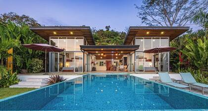 Vista Azul-Charming Villa mit herrlichem Meerblick, Wohnanlage, privatem Pool