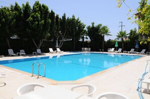 Seasonal outdoor pool - Bellissima Hotel (Manavgat)