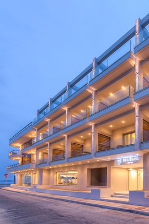 Exterior. Gea Elaia