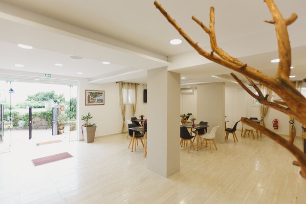 تناول الطعام