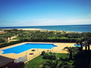 Pool - FIRST LINE BEACH LUXURY APARTMENT. SEA VIEWS (Ayamonte)