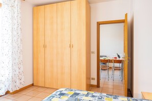 1 bedroom, WiFi, bed sheets - Casa Claire-Apartment in Bardolino (Bardolino)