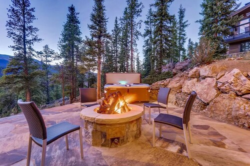 Gondola In/Out! Shock Hill Grand Perfect.