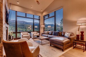 TV, fireplace, offices - Gondola In/Out! Shock Hill Grand Perfect. (Breckenridge)