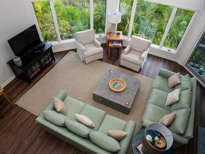 TV - Fantastic 3 BR/2 BA Villa With Spectacular Marsh Views!  Amenity Access included! (Johns Island)
