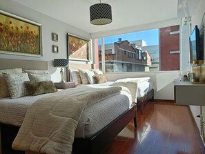 2 bedrooms, in-room safe, desk, soundproofing