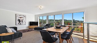 Just a stone's throw away from central Launceston.