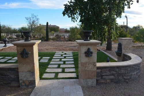 N. Scottsdale studio apartment