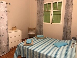 3 Schlafzimmer, Bügeleisen/Bügelbrett, WLAN, Bettwäsche