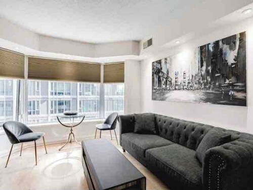 Luxury Yorkville Escape | Condo in Prime Location