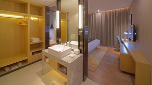 Deluxe-Doppelzimmer, Hügelblick | Wohnbereich