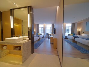 豪華雙人或雙床房, 山景 | 1 間睡房、埃及棉床單、高級寢具、羽絨被