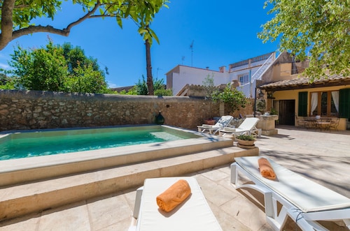CAN MORA - Villa with private pool in Campos. Free WiFi