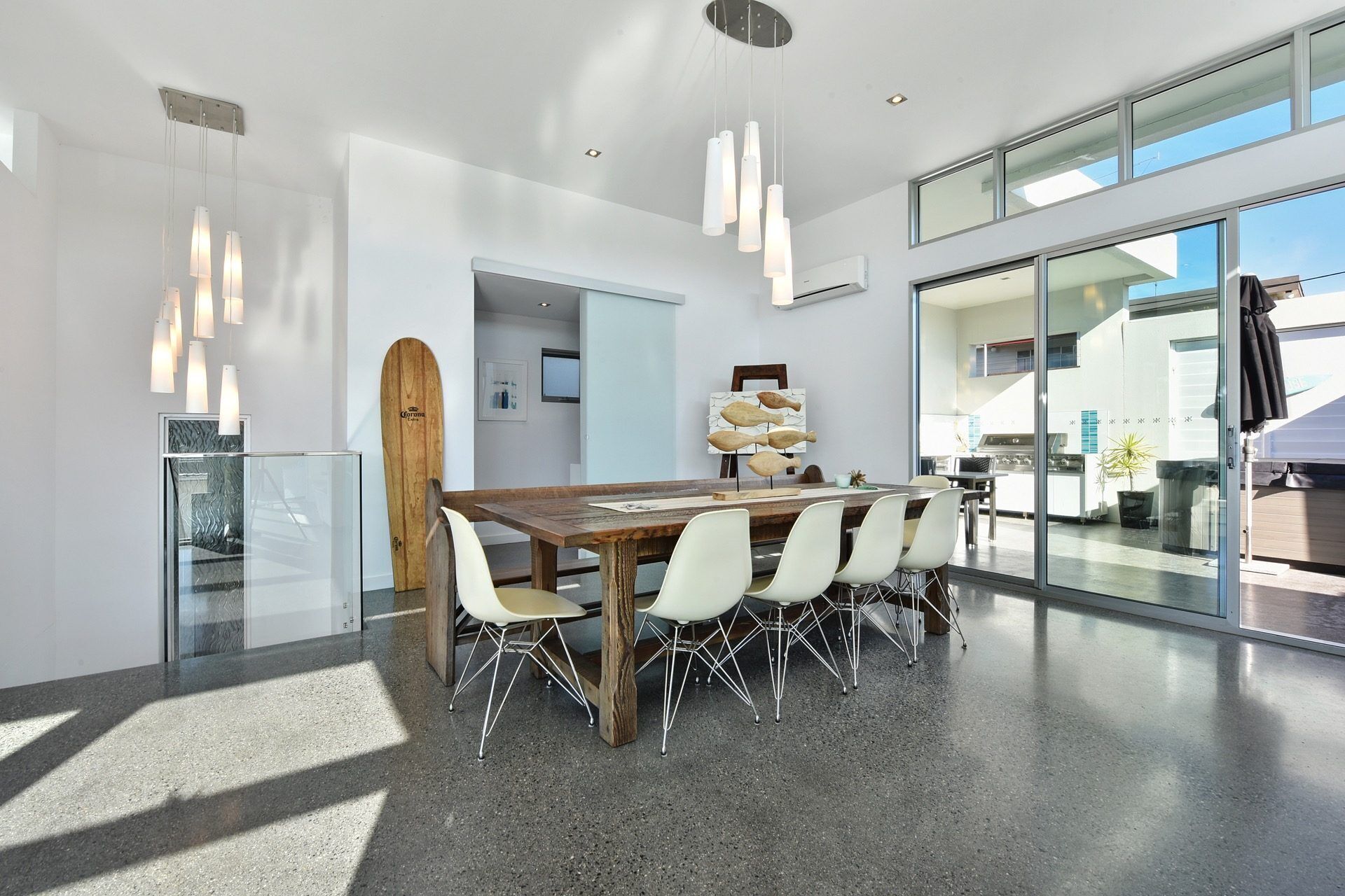 Luxury accommodation at Bridport — image 17