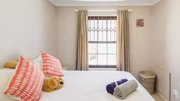 2 bedrooms, iron/ironing board, travel crib, WiFi