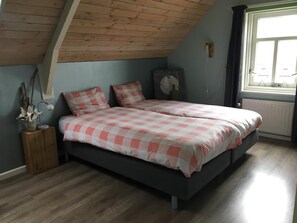 4 slaapkamers, wifi, beddengoed