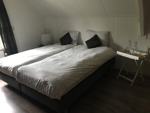 4 slaapkamers, wifi, beddengoed