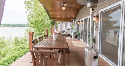 Rentouttava River House Getaway-Sleeps 10