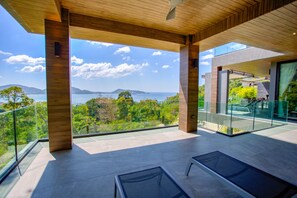 Deluxe Studio, Sea View | Terrace/patio