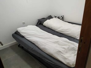 2 bedrooms, iron/ironing board, Internet, bed sheets - Sea view 2BR apartment at Caesarea Neot Golf (Caesarea)