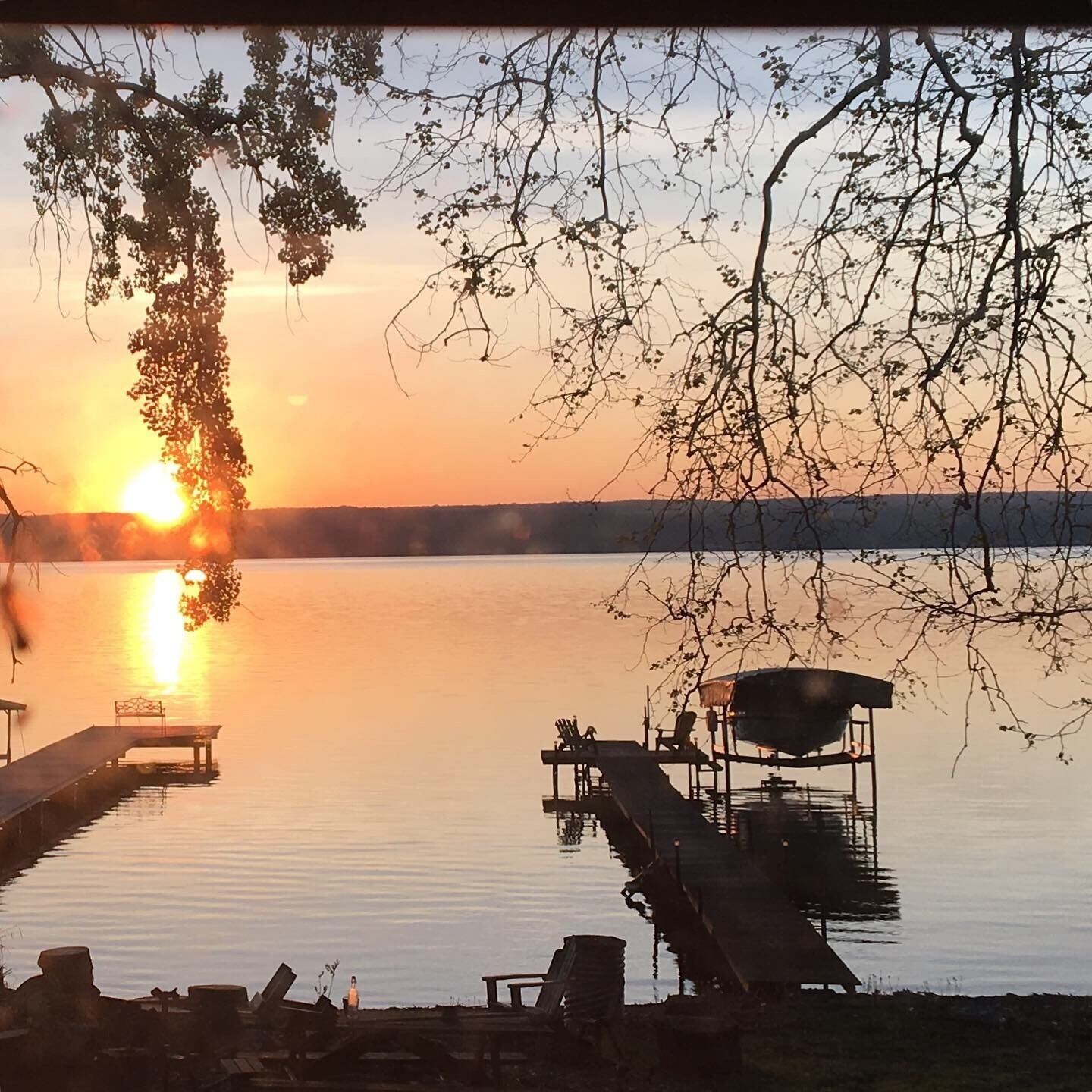 Waterfront property on Cayuga Lake, in the heart of FLX wine country