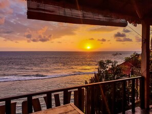 Bungalow familial, 2 chambres, vue sur la mer | Balcon